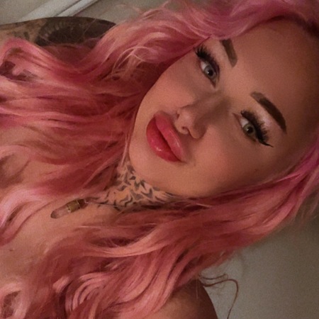 100% Deutsche Pamela, Berlin