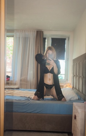 Leah, Düsseldorf
