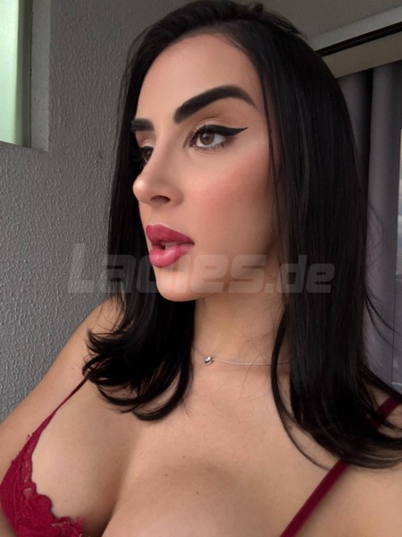 Foto von TS Elloah Guedes NUR WHATSAPP