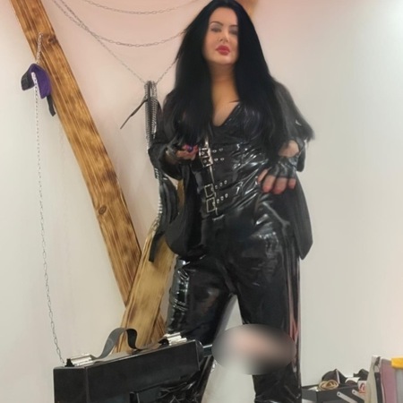 Bizarrlady Sabrina - Mastr.-Spiele