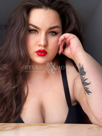 Erika im Studio Royal, Paderborn