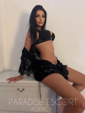 Natalie Paradiseescort, Düsseldorf