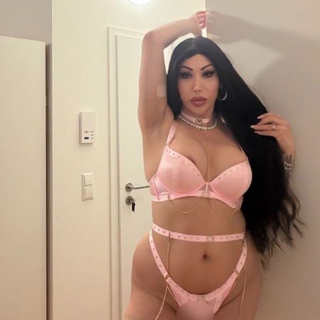 TS LARY BOMB DOOL, NEW Nummer, Siegen