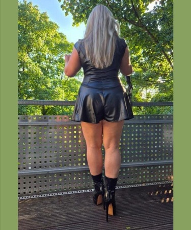 Emily GANZ NEU, Berlin - Reinickendorf