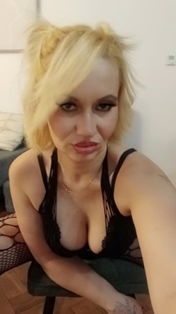 Sonya *AV Königin* GANZ NEU*, Ludwigsburg