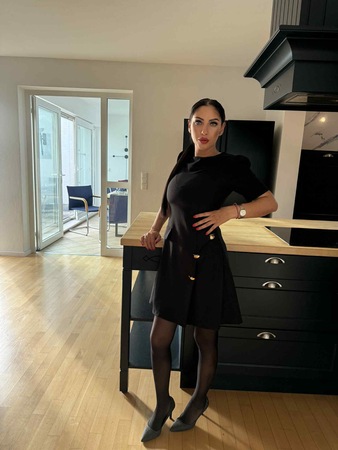 Natascha-nur Hotel BESUCH, München