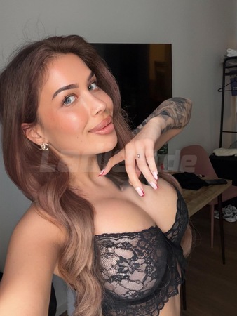 Deutsche Lana - Kein WhatsApp, nur Anruf / Textnachrichten, LadiesSTARS