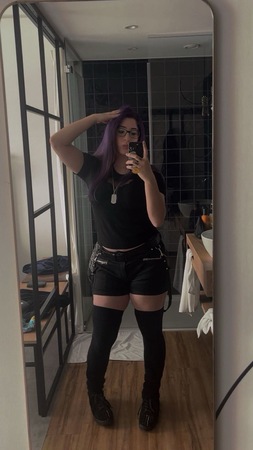 Lara Hot Nur Telegramm, Berlin