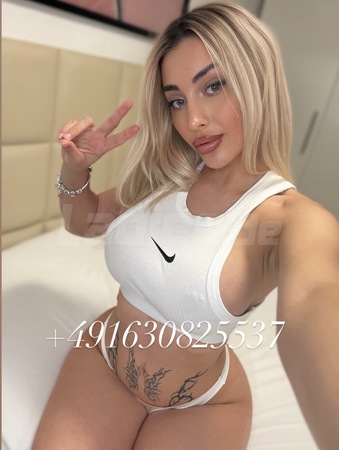 Callia - Aktuelle Fotos und Videos, Stuttgart