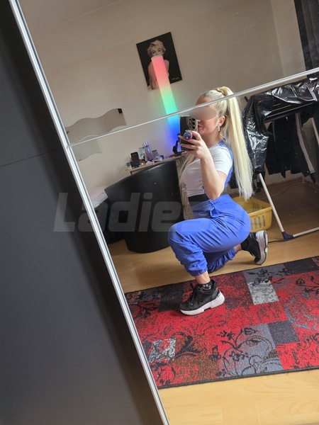 Foto von Rebecca FOX - Neue Telefonnummer