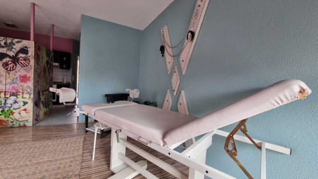 Selena Hotelbesuche! im Casa Bella 3, Leipzig