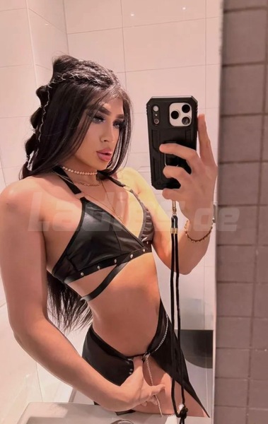 Foto von Ts Laura XL 21 CM