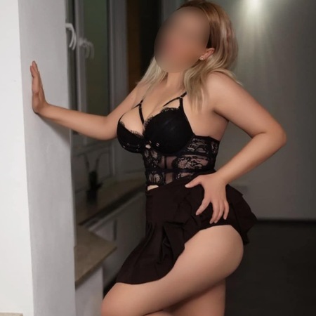 Bianca aus Spanien Glamour Massage Frankfurt