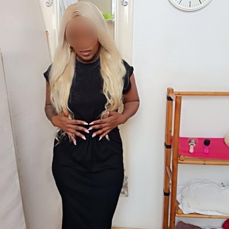 Keysha, Bonn