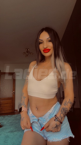 Foto von Adelina