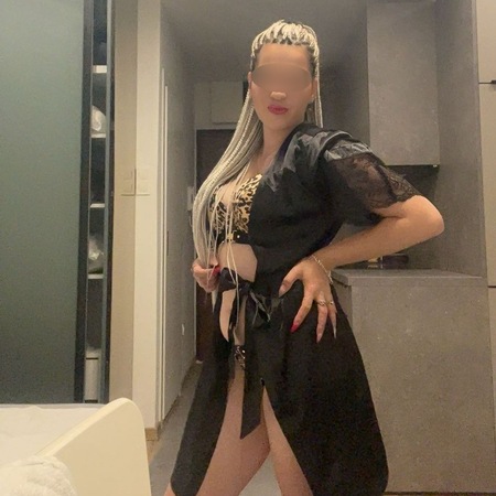 Lucy 26J., Aschersleben