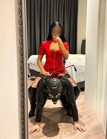 HERRIN SHIRIN, Köln