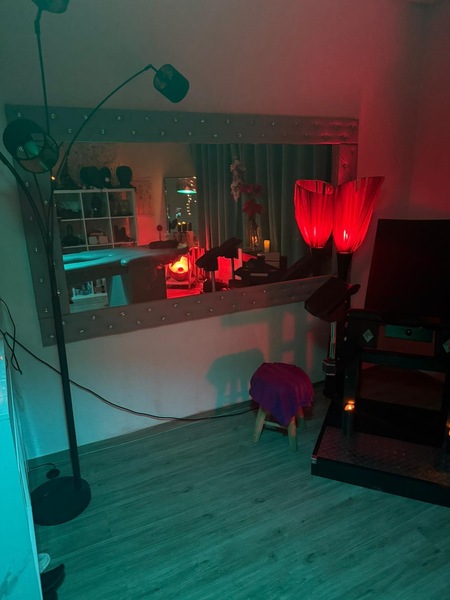 Foto von Exklusives M*lkstudio M*ltisch Venus 2000