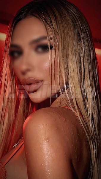 Foto von LEA (Blond) DEUTSCHSPRACHIG 100% Echte Bilder!