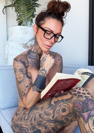 Kada Love, LadiesSTARS