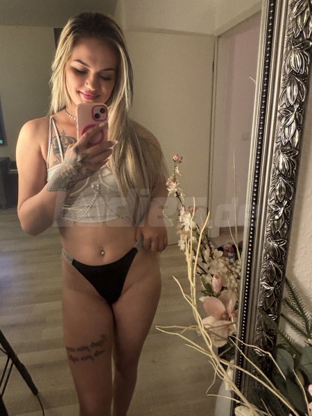 Foto von Sarah Party+18 - NEUE NUMMER!