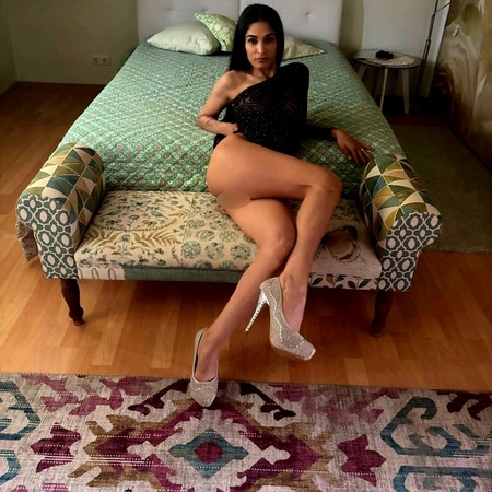 Mira - 3er mit bester Freundin Elisa, Neustadt an der Weinstraße