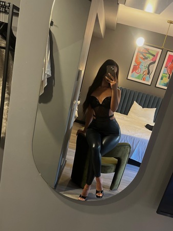 Niusha deutsch Perserin - NEU!, Düsseldorf