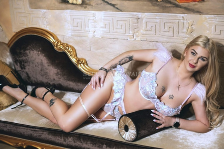 Anastasia Meow im Studio Royal, Oldenburg