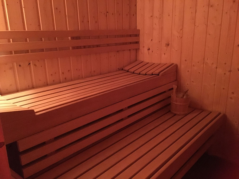 Foto von Japan Haus auch Escortservice!