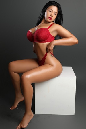 Anais Latina, Coburg