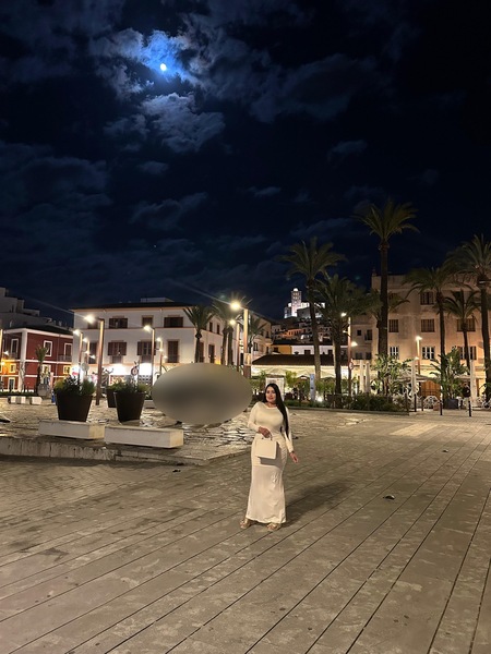 Celeste – Dusseldorf photo 2