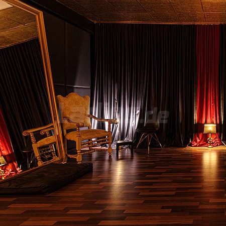 ATRIUM - Domina- & Bizarrstudio, Berlin-Schöneberg