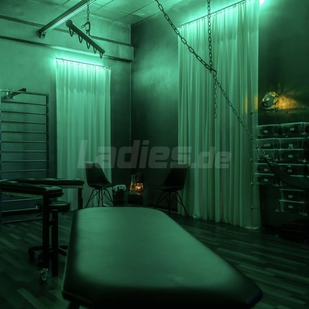 ATRIUM - Domina- & Bizarrstudio, Berlin-Schöneberg