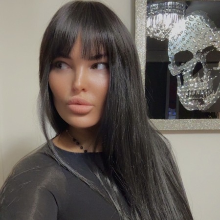 Ginna (verfügbar 24h), Hamburg