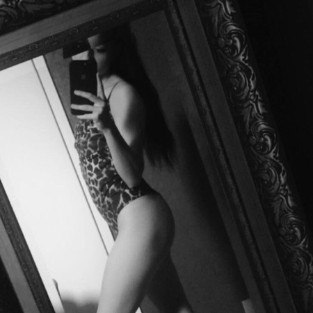 Alina, Trier
