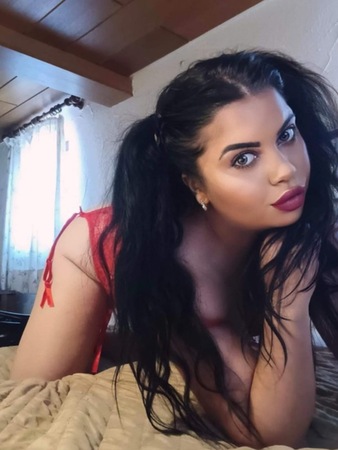 Amira Squ*rti*g Queen Best GF6 Experience, Bayreuth