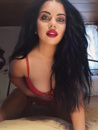 Amira Squ*rti*g Queen Best GF6 Experience, Bayreuth