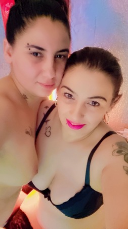 Asya & Suzan, Krefeld