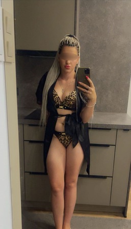 Haus No1-Kein Club-Privathaus, Aschersleben