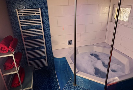 Red Rose Bar, Kerpen