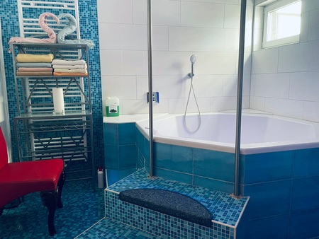 Red Rose Bar, Kerpen