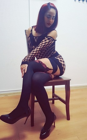 Maya **GANZ NEU IN DE**, Pforzheim