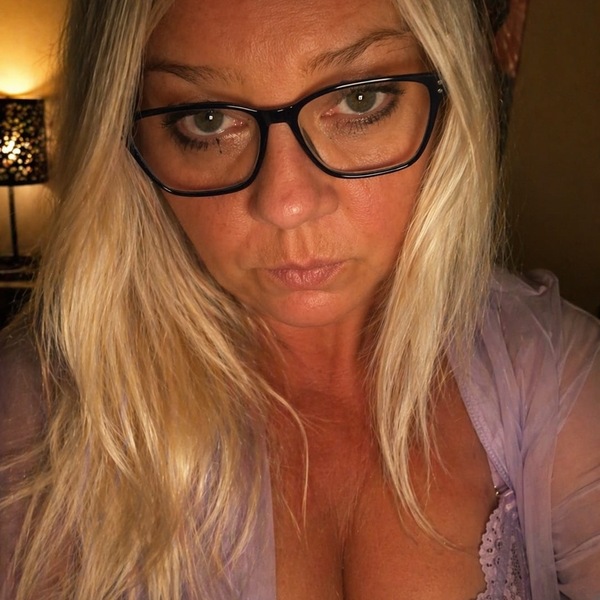 Lusy - Milf