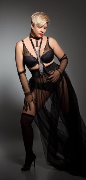Foto von Oxana - BJ Expertin