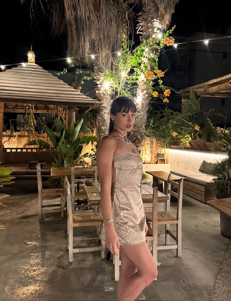 Elizabeth – Dusseldorf photo 5