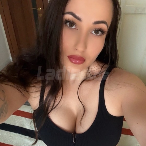 Margo aus Lettland - Luxusladies