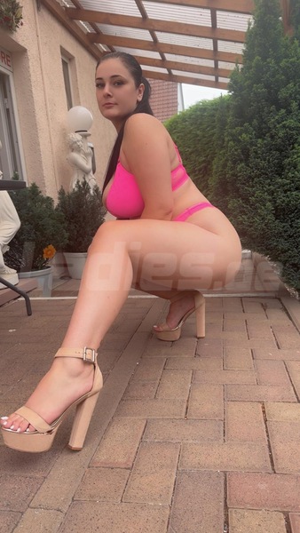Foto von Bella im Sex World