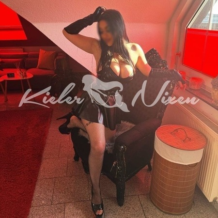 Türkin Cenneti, Altenholz-Knoop