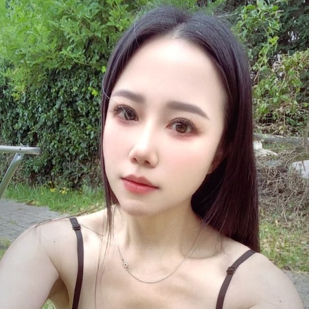 Xiao Lili-Nur per WhatsApp Kontakt, Düren