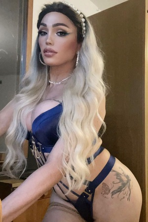 TS POWER BLONDE, Hannover